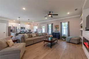 5523 Firewood Trail, Granbury, TX 76048 - Photo 3