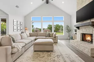 300 Waterview Dr, Gunter, TX 75058 - Photo 3