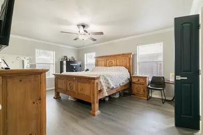 1103 Vintage Avenue, Gainesville, TX 76240 - Photo 15