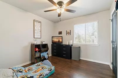 1103 Vintage Avenue, Gainesville, TX 76240 - Photo 25