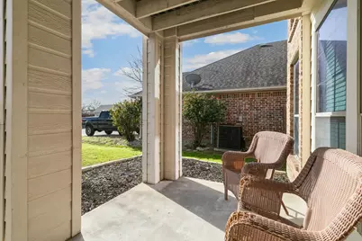 1103 Vintage Avenue, Gainesville, TX 76240 - Photo 5