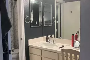 933 Roaring Springs Rd, Fort Worth, TX 76114 - Photo 9