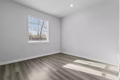 1002 Bridlewood Drive, Garland, TX 75040 - Photo 9