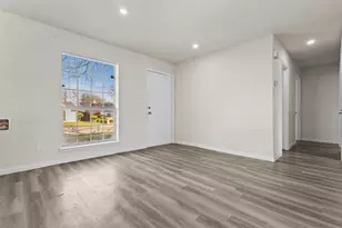 1002 Bridlewood Dr, Garland, TX 75040 - Photo 3