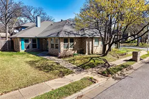 1003 W Lovers Ln, Arlington, TX 76013 - Photo 29