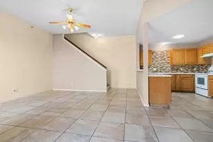 1003 W Lovers Ln, Arlington, TX 76013 - Photo 11