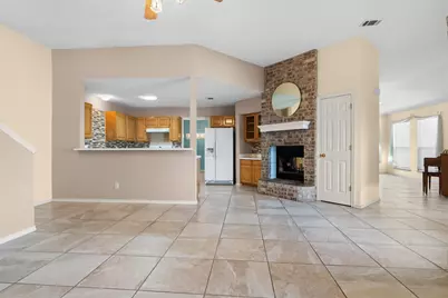 1003 W Lovers Lane, Arlington, TX 76013 - Photo 11