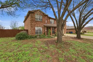 201 Jacob Dr, Glenn Heights, TX 75154 - Photo 3