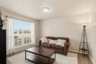 201 Jacob Dr, Glenn Heights, TX 75154 - Photo 5