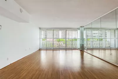 3701 Turtle Creek Boulevard #5D, Dallas, TX 75219 - Photo 5