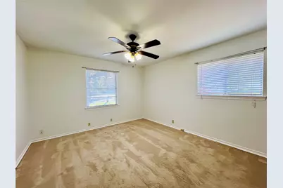 8715 Labron Avenue, Dallas, TX 75209 - Photo 15