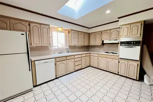 8715 Labron Ave, Dallas, TX 75209 - Photo 13