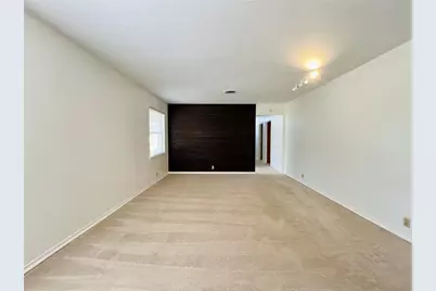 8715 Labron Avenue, Dallas, TX 75209 - Photo 7