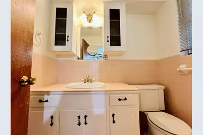 8715 Labron Avenue, Dallas, TX 75209 - Photo 19