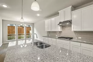 3917 St Ives Ln, Lewisville, TX 75056 - Photo 11