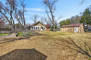 212 N Grand Ave, Waxahachie, TX 75165 - Photo 35