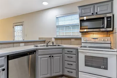 1026 W Coffin Street #101, Denison, TX 75020 - Photo 5