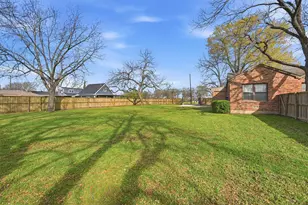 1824 N Binkley St, Sherman, TX 75092 - Photo 29