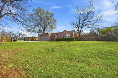 1824 N Binkley Street, Sherman, TX 75092 - Photo 27