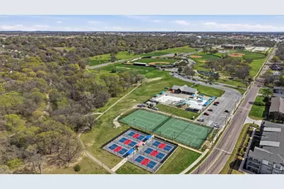 1824 N Binkley Street, Sherman, TX 75092 - Photo 35