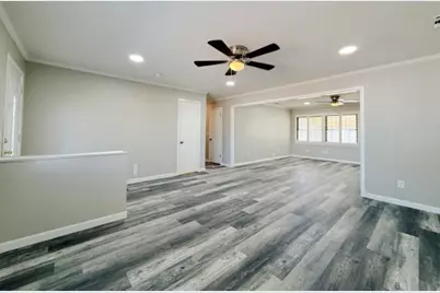 505 17th Street, Seagraves, TX 79359 - Photo 9