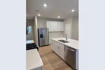 711 Dotty Drive, McKinney, TX 75071 - Photo 9