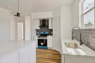 2801 Twyman Ave, Dallas, TX 75215 - Photo 7