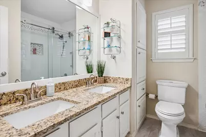 2726 Oak Trail, Carrollton, TX 75007 - Photo 17