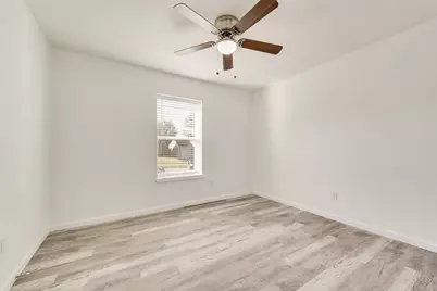 823 Cavalier Drive, Arlington, TX 76017 - Photo 19