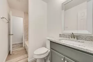 823 Cavalier Dr, Arlington, TX 76017 - Photo 15