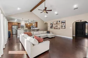 205 Vz County Rd 4807, Ben Wheeler, TX 75754 - Photo 5