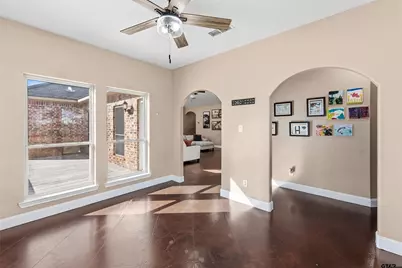 205 Vz County Road 4807, Ben Wheeler, TX 75754 - Photo 13