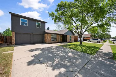 8036 Berrybrook Drive, Watauga, TX 76148 - Photo 3