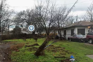 1231 Coombs Creek Dr, Dallas, TX 75211 - Photo 1