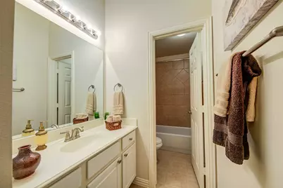 112 Everett Court, Shady Shores, TX 76208 - Photo 21