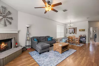 7105 Crenshaw Drive, Benbrook, TX 76126 - Photo 11