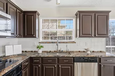 6404 Meadowview Court, Plano, TX 75024 - Photo 25