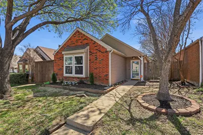 230 Teakwood Lane, Lewisville, TX 75067 - Photo 3