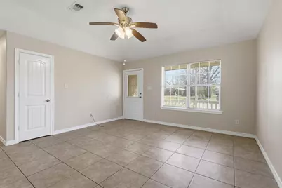 713 W Bond Street, Denison, TX 75020 - Photo 11