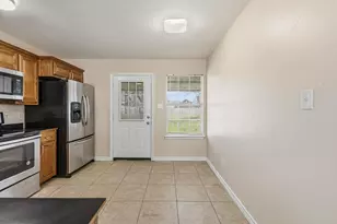 713 W Bond St, Denison, TX 75020 - Photo 15