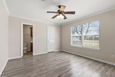713 W Bond Street, Denison, TX 75020 - Photo 17