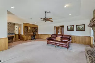 9 Quail Run St, Gainesville, TX 76240 - Photo 5