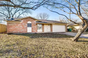 700 Kings Row, Denton, TX 76209 - Photo 1