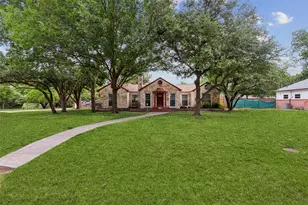 1402 Corto Dr, Dallas, TX 75218 - Photo 1