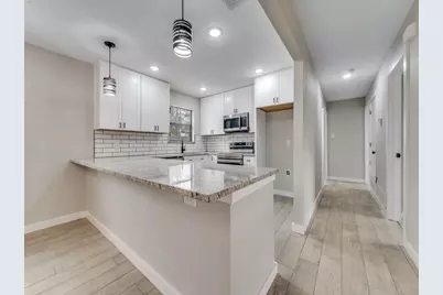 2619 Richland Avenue, Farmers Branch, TX 75234 - Photo 9