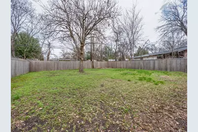 2619 Richland Avenue, Farmers Branch, TX 75234 - Photo 23