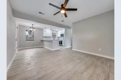 2619 Richland Avenue, Farmers Branch, TX 75234 - Photo 7