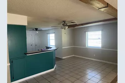 1306 21st Street, Mineral Wells, TX 76067 - Photo 9