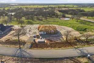 118 Guynell Rdg, Decatur, TX 76234 - Photo 3