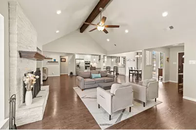 151 Creek Courts Drive, Trophy Club, TX 76262 - Photo 11